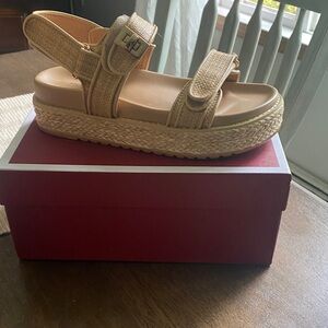 Stylish Tan Espadrille Sandals